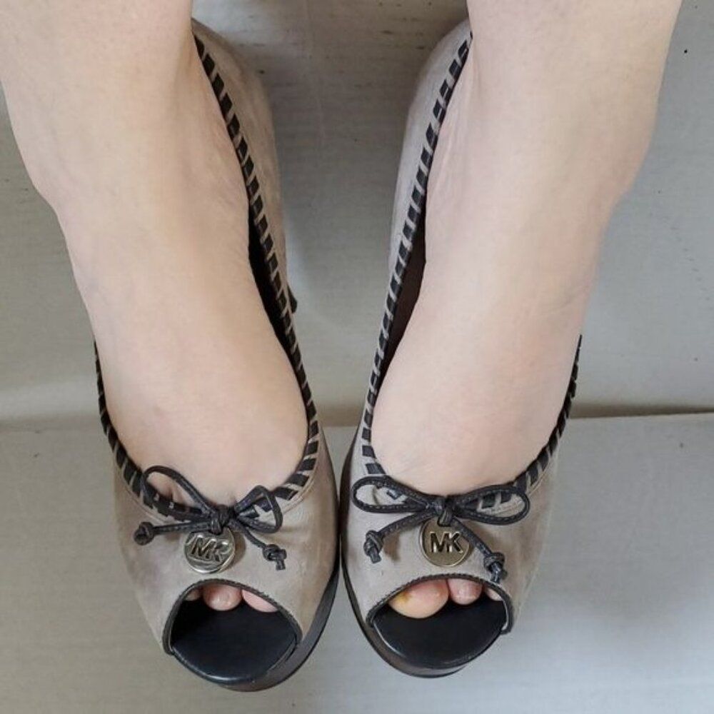 Michael Kors Stiletto Heels Pumps Platform Peep Toe Bennet Women's WOMAN'S 8.5 - Picture 14 of 16